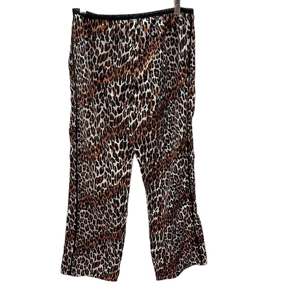 Betsey Johnson 2 pc Satin Leopard Print Pajama Set SZ M - Picture 5 of 9